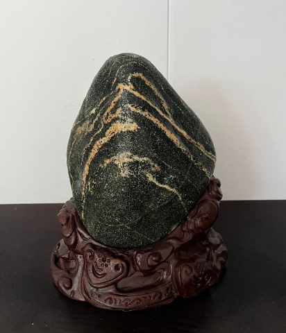 泰山石低放的原因是什么？有什么讲究？